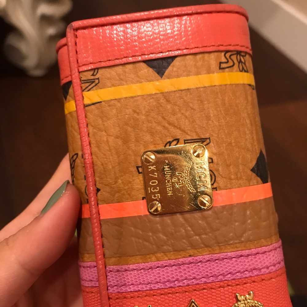 MCM key holder/wallet